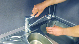 Juomaveteen saattanut liueta vuosien ajan myrkyllisiä aineita – määräykset uusiksi