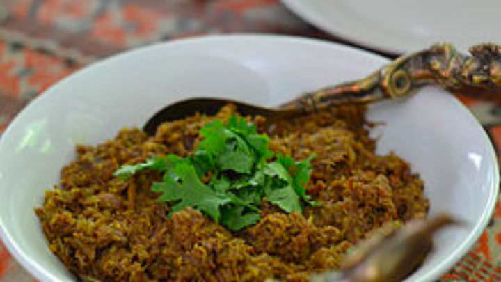A delectable rendang beef curry will be devoured by guests.