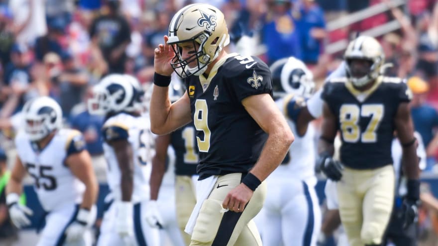 Watch Drew Brees Unable To Grip A Football Following Thumb Injury