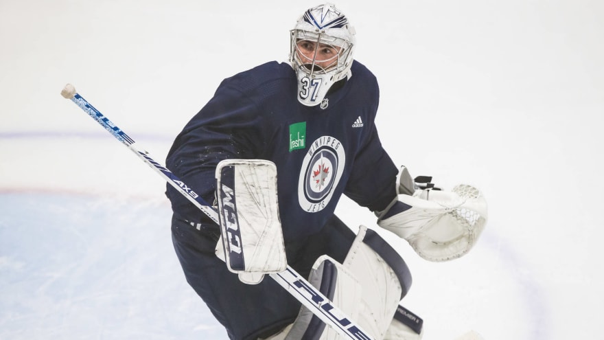 Connor Hellebuyck wins 2020 Vezina Trophy | Yardbarker