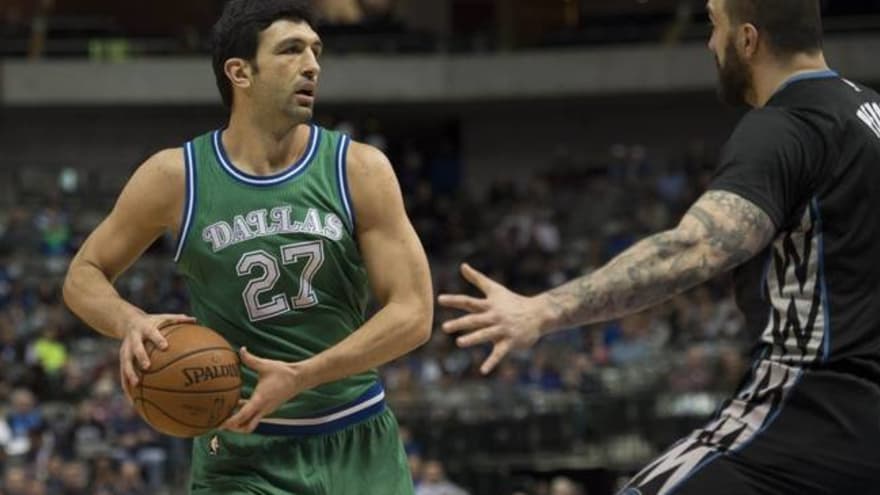 Zaza Pachulia Has Funny Reaction To Dirk Nowitzki Dunking Yardbarker