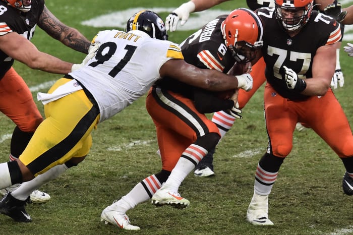Half-committed Steelers give Browns issues