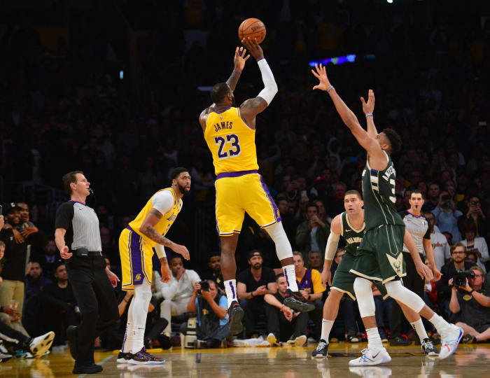 LA Lakers: Three-point shooting