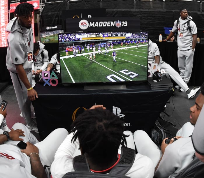 Master Scheduler And Four Point Fg Re Inventing College Football