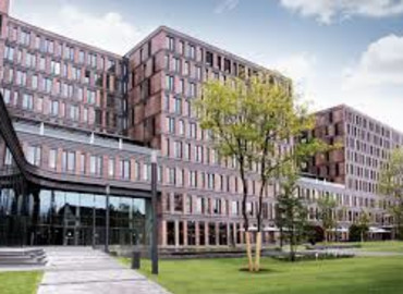 Study Abroad Reviews for Frankfurt School of Finance and Management: Direct Enrollment & Exchange