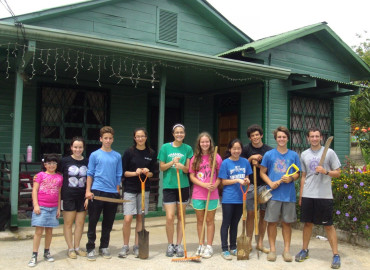 Study Abroad Reviews for Arcos Journeys Abroad: High School Program - Movement & Health through Nature