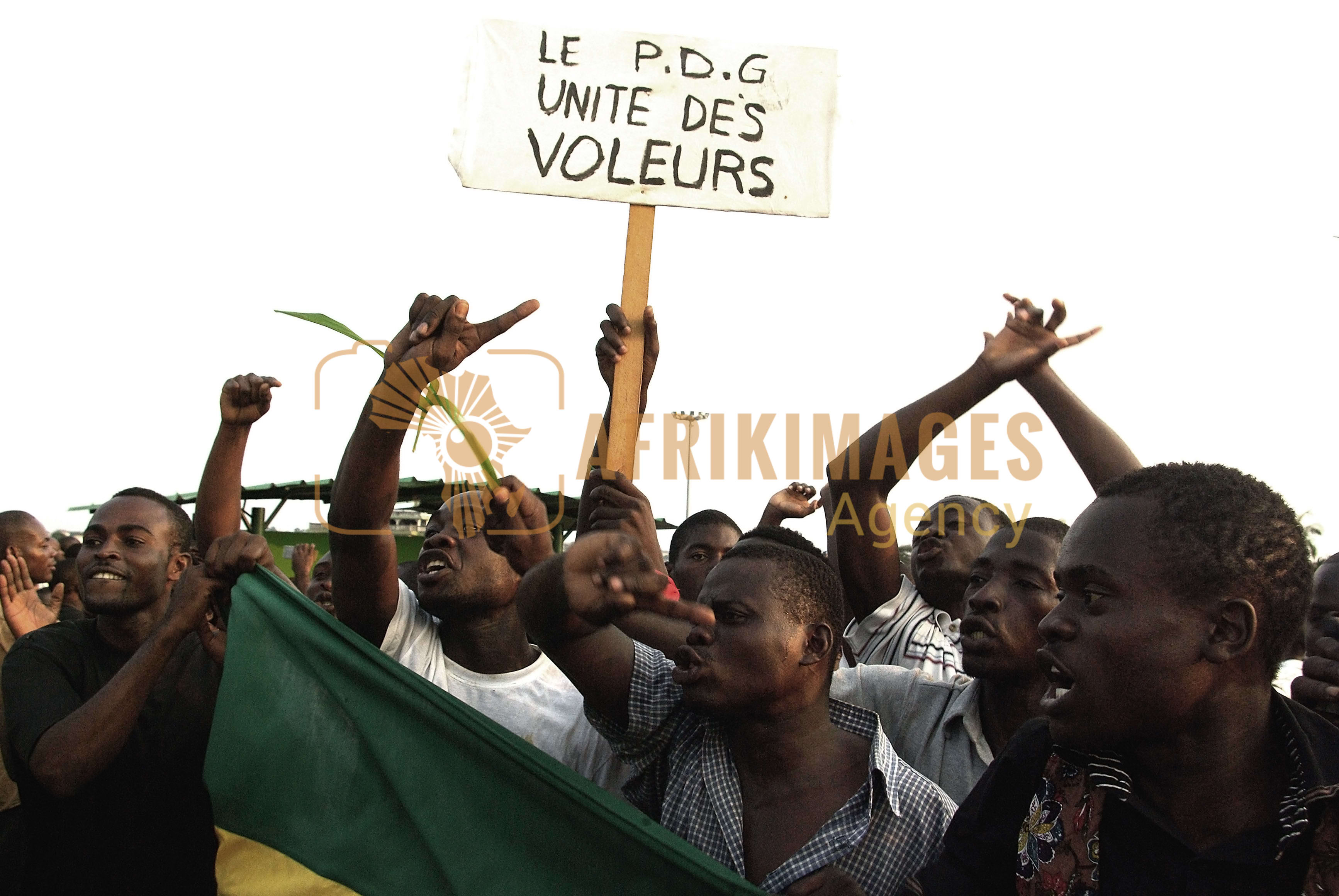 gabon / manifestations violentes