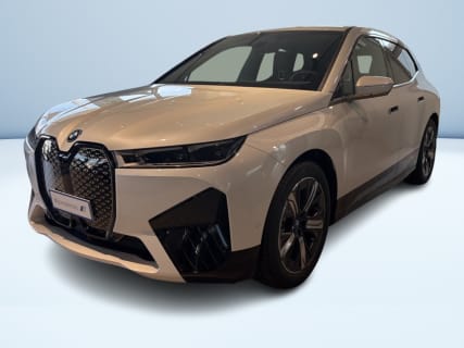 iX xDrive40 MSPORT