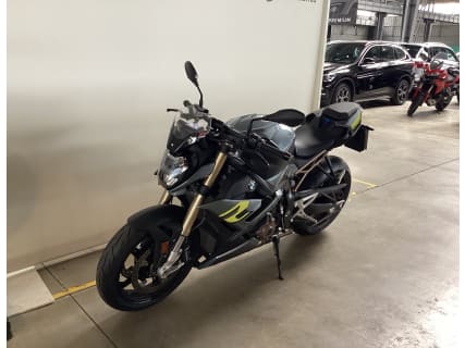 S 1000 R MY 2021