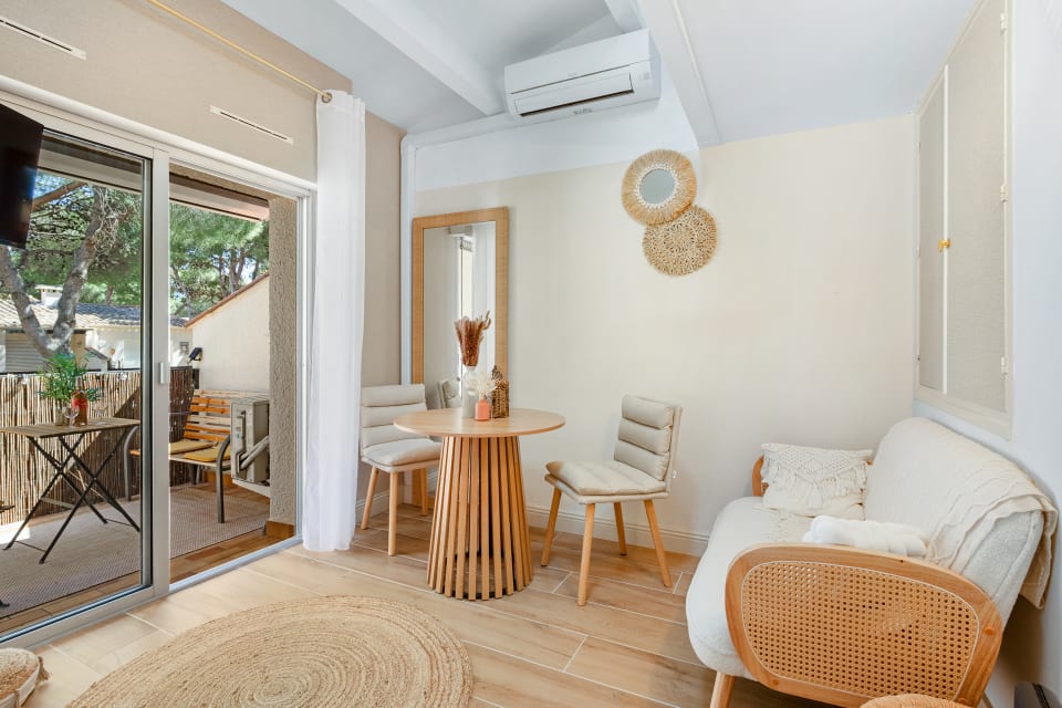 L’Alcôve · Eleuthera — La Pinède, Cap d’Agde