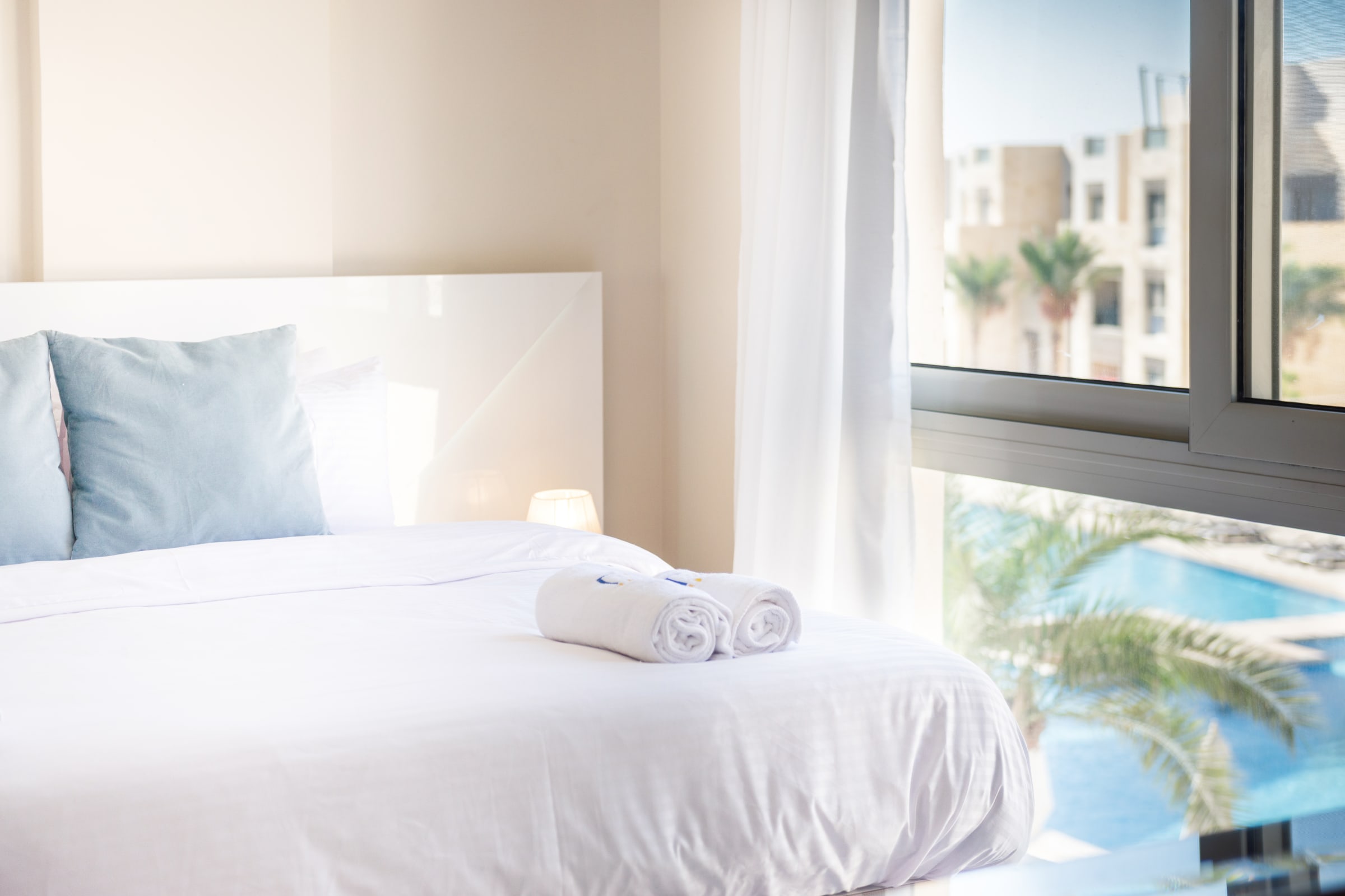 Luxe 3BDR w/ Private Rooftop Jacuzzi & Beach Access — Penthouse in Mangroovy Residence, El Gouna, Egypt — photo 7