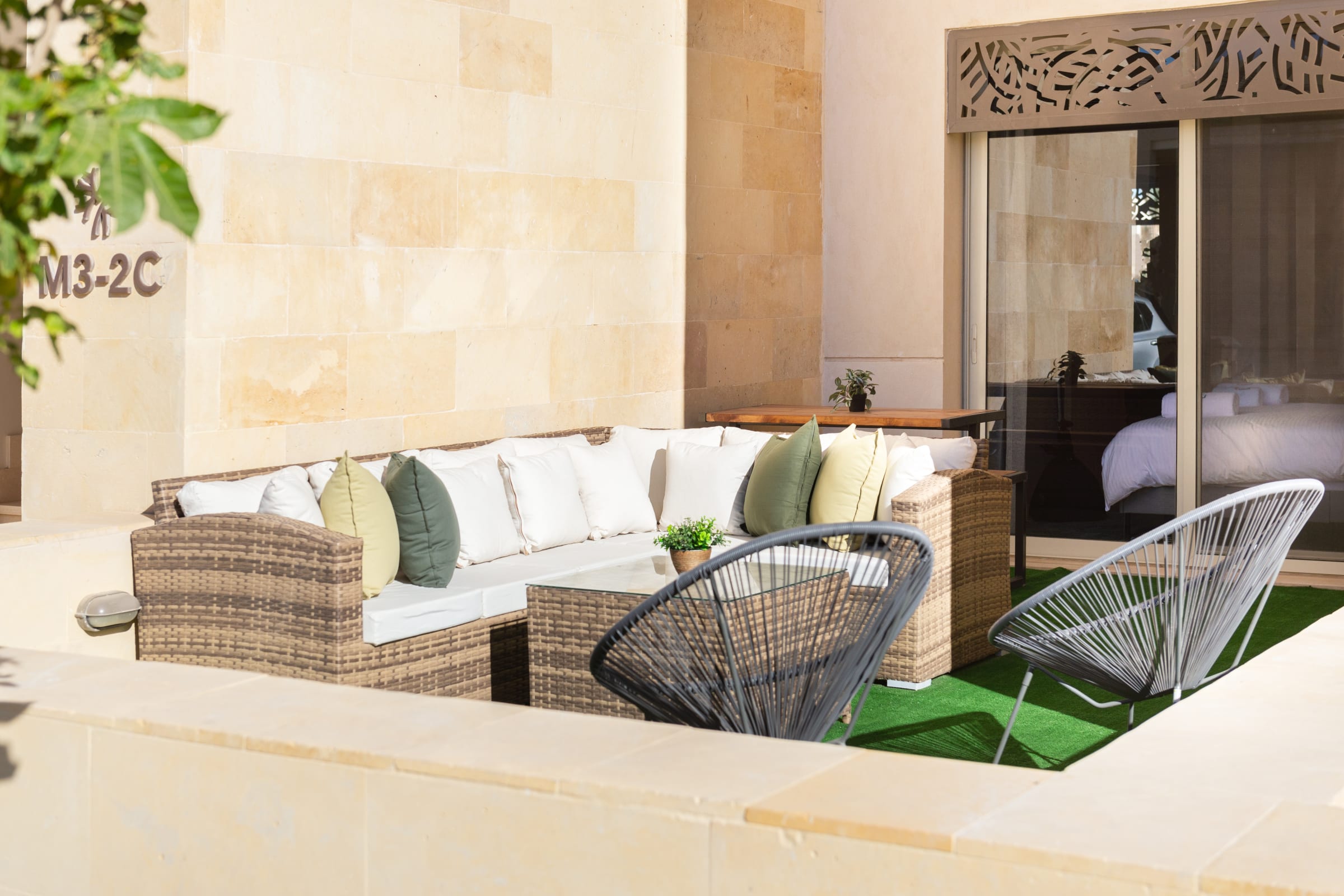 Elegant & Edgy  2 BR w/ Beach & Pool @ Mangroovy — Apartment in Mangroovy Residence, El Gouna, Egypt — photo 42