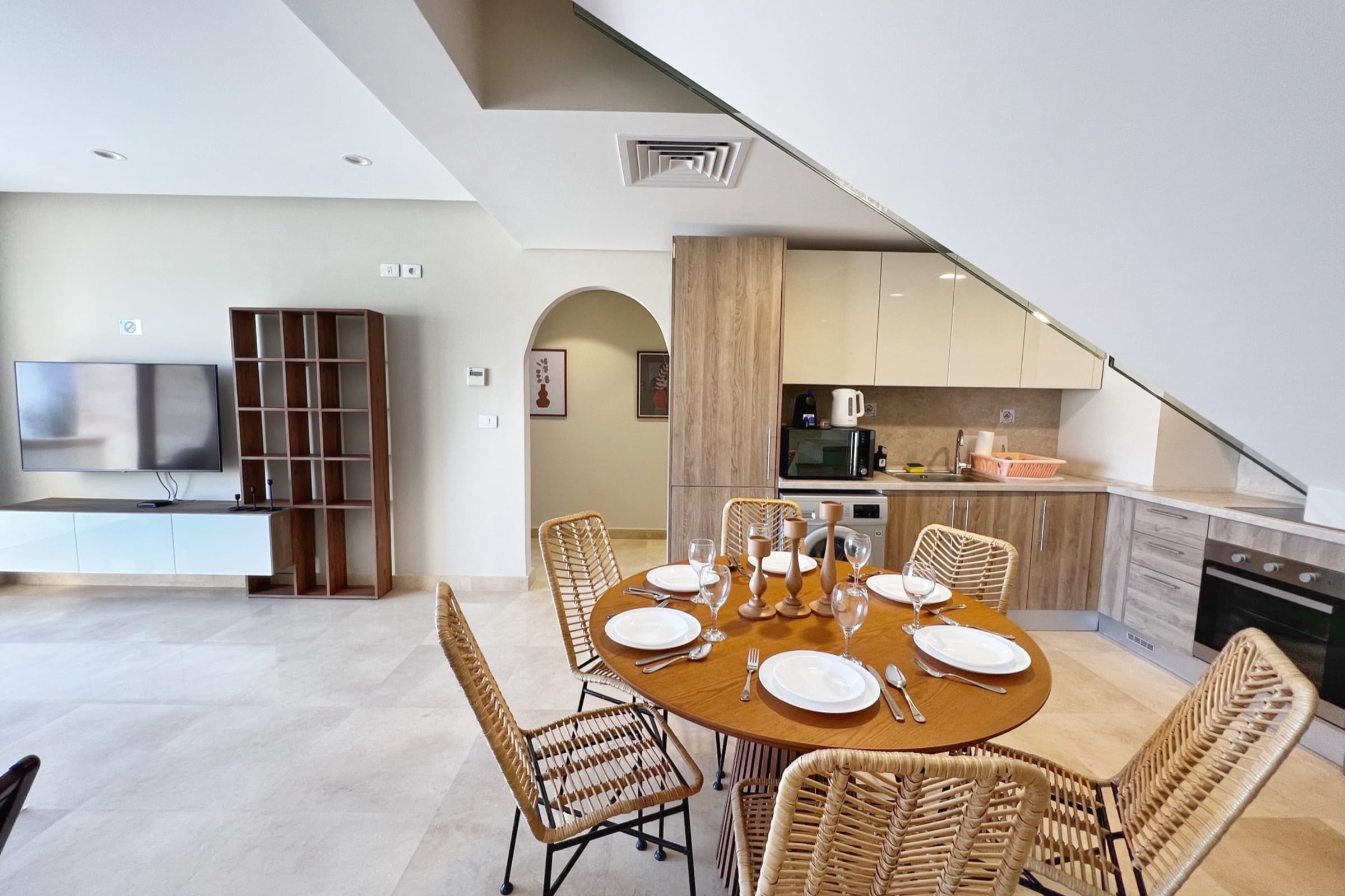 Spectacular & Soaring 2 BDR  w/ Private Rooftop Jacuzzi & Beach Access — Penthouse in Mangroovy Residence, El Gouna, Egypt — photo 4