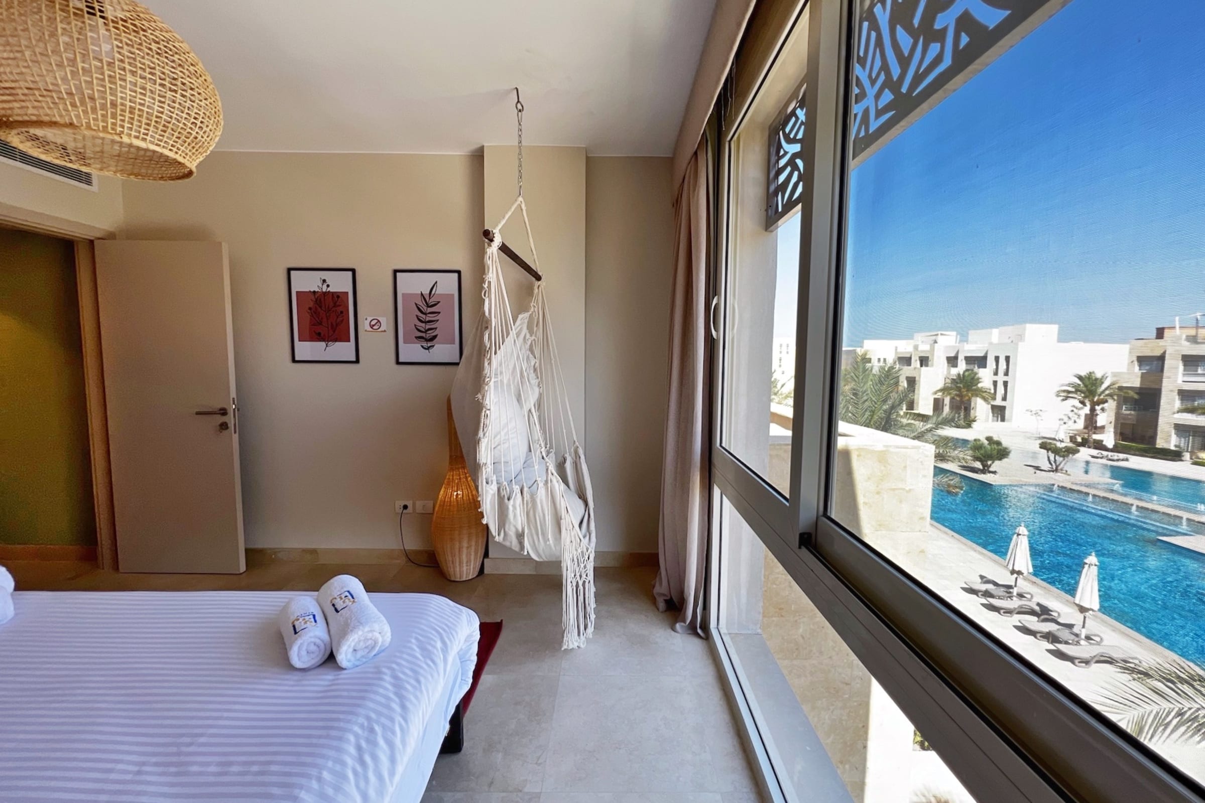 Spectacular & Soaring 2 BDR  w/ Private Rooftop Jacuzzi & Beach Access — Penthouse in Mangroovy Residence, El Gouna, Egypt — photo 10