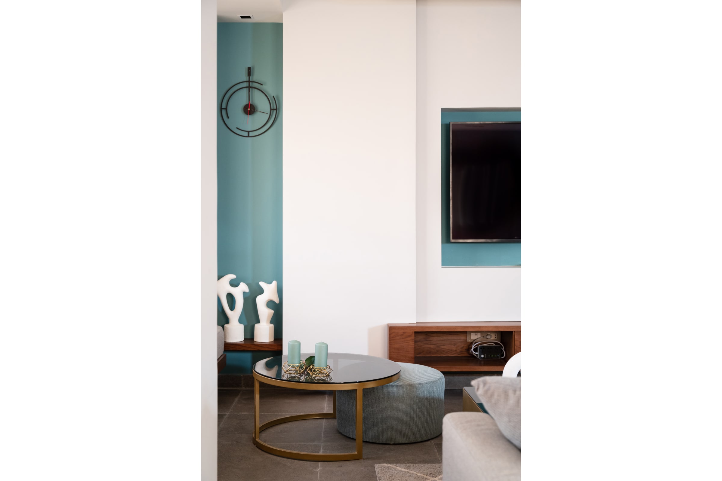 The Sleek & Ritzy 2 BDR | 15 min from CAI Airpt. — Apartment in 6 Al Nakhil new cairo, Cairo, Egypt — photo 34