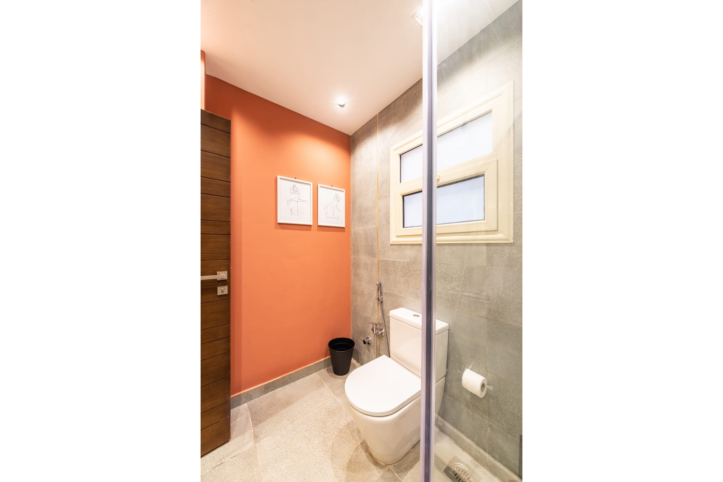 The Sleek & Ritzy 2 BDR | 15 min from CAI Airpt. — Apartment in 6 Al Nakhil new cairo, Cairo, Egypt — photo 27