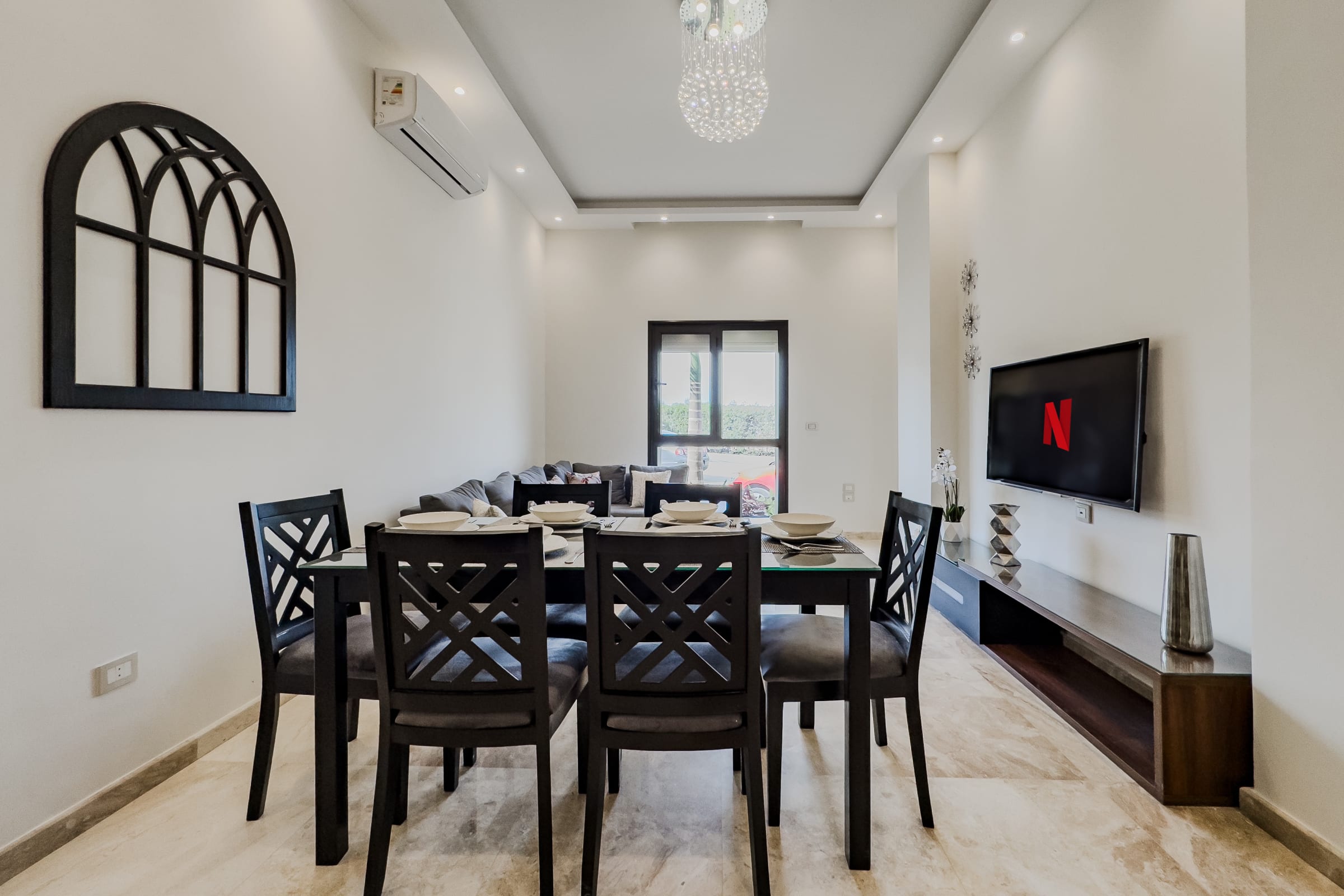 Trendy & Tidy 2BDR Apt. | 5 min To CAI Airport — Apartment in Alnasr Road compound valory- city center almaza, Cairo, Egypt — photo 18