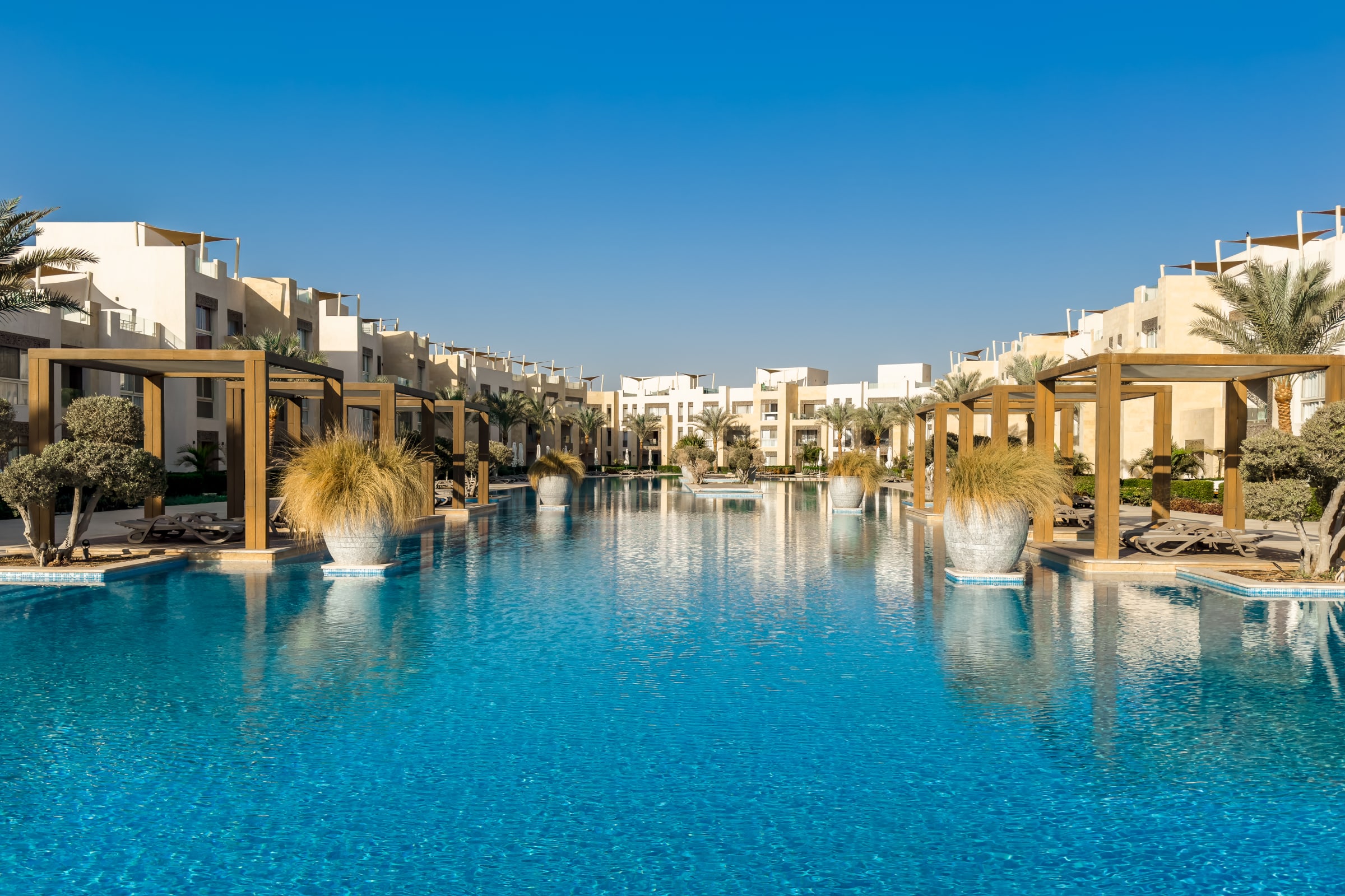 Remarkable & Rare 2BDR @ Mangroovy | Free Pool & Beach — Apartment in Mangroovy Residence- Gouna, El Gouna, Egypt — photo 5