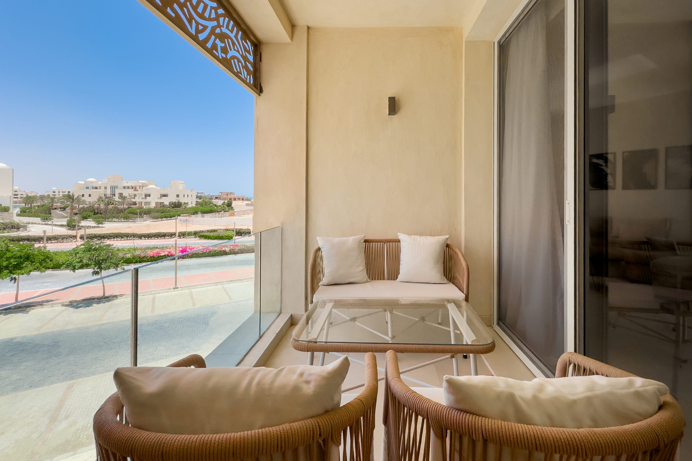 Glow & Tide 1BDR w/ Rooftop @ Mangroovy |Free Pool & Beach Access — Apartment in Mangroovy Residence- Gouna, El Gouna, Egypt — photo 15