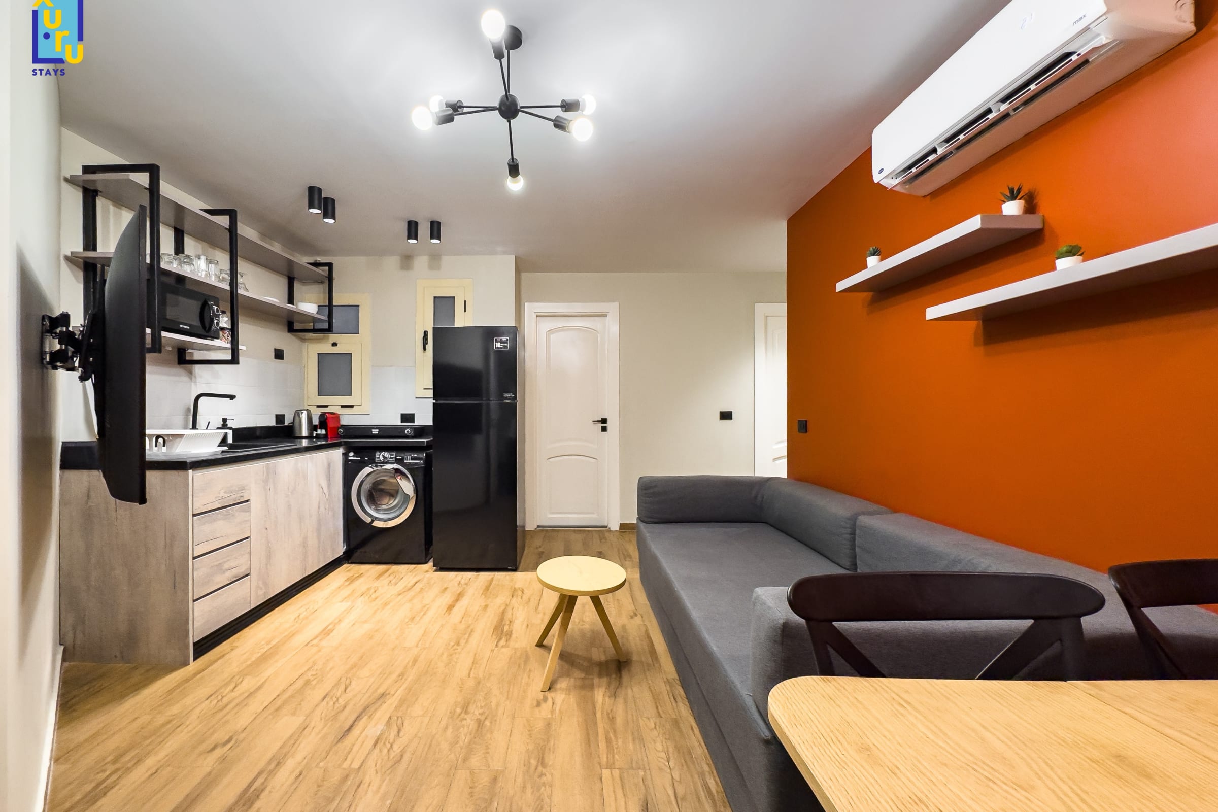 The 2BDR Layover Lounge w/ Jacuzzi 5min to CAI Airport — Apartment in Ankara St. (Heliopolis Rock), Building 3, Apartment 204, Cairo, Egypt — photo 3