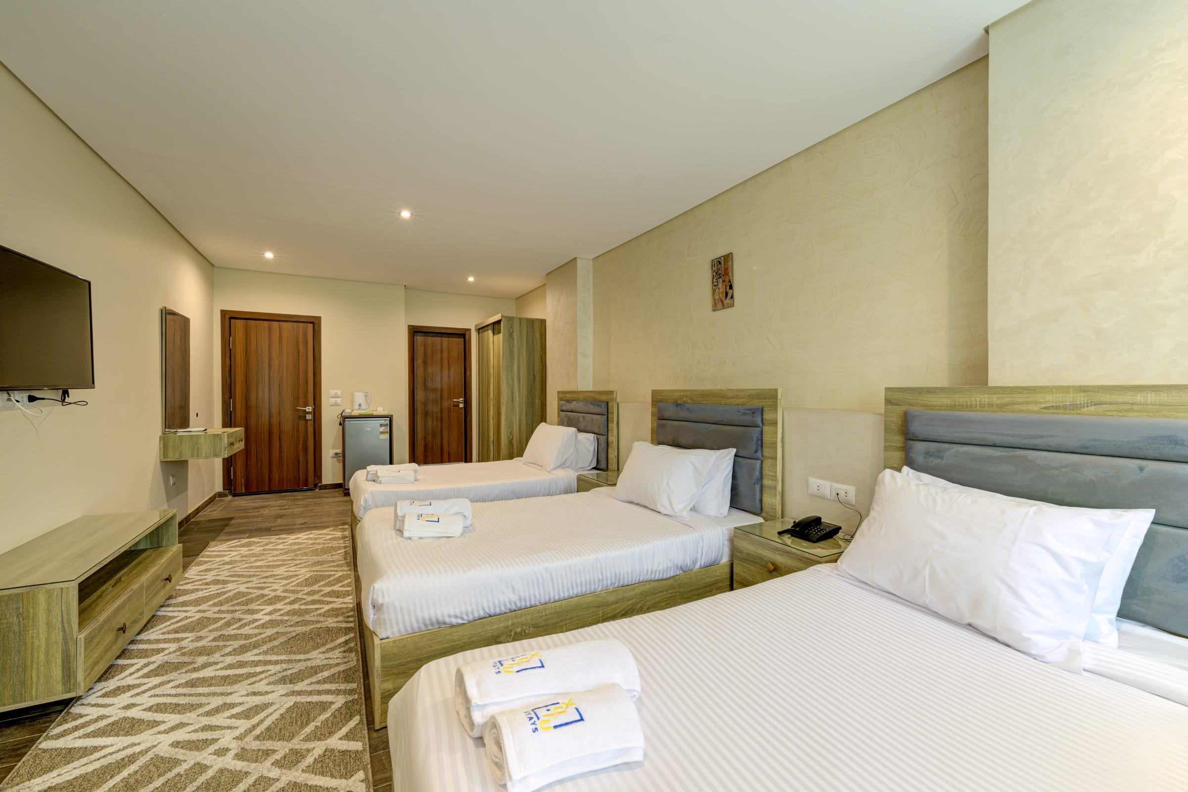 The Pyramids Global Suites W/ Stunning Rooftop Views — Unit in 5 King Faisal St, Kafr Nassar, Al Haram, Giza Governorate 3524020, Giza, Egypt — photo 11