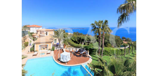 REF 1255 - Villa prestigieuse à louer sur les hauteurs de Cannes