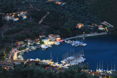 Villa Sivota just a few meters from the village ..(on the right)