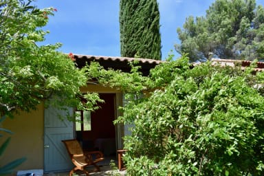  Maison de famille en pleine nature, piscine  Lourmarin 