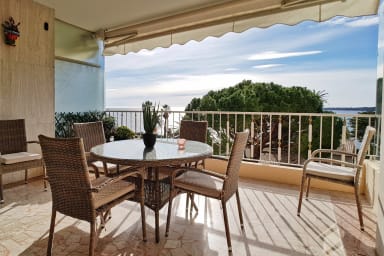 ❤️ RARE ❤️  Terrace with sea view near the beaches