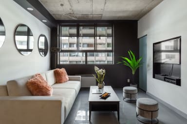 Modern One-Bedroom Apartment | 4th Floor