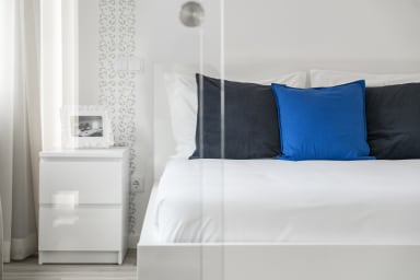 Chambre à coucher avec lit double