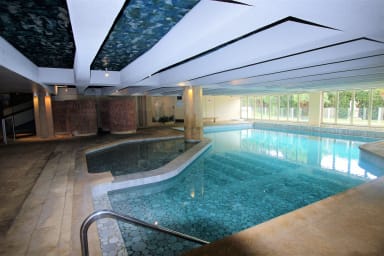 Cosy studio avec piscine intérieure chauffée dans résidence de standing