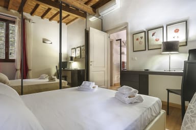 CELLINI Bright & Elegant flat in Florence-hosted by Sweetstay