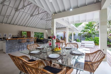Villa Imbuh 2 | 3 bedroom private luxury villa in Berawa Canggu