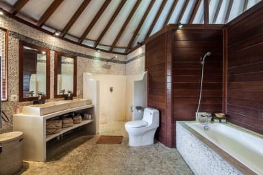 Villa Bora Bora | 5 bedroom private luxury villa in Berawa Canggu