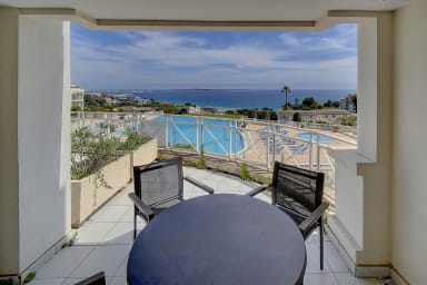 IMMOGROOM- Sea and Cannes view- Pool-Terrace- Parking- CONGRESS / BEACHES