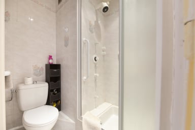 Hydromassage shower room and toilet.