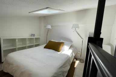 chambre en mezzanine lit double