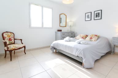Chambre 2 - Lit Queensize