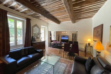 Location saisonnière à Lambesc - Pièce à vivre - Serenity Rentals
