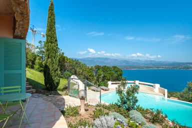 villa 13 personnes a porto vecchio avec vue panoramique