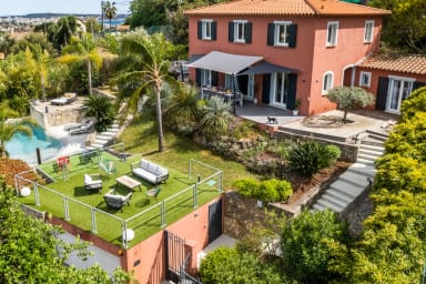 5-bedroom villa in hills of Golfe-Juan Pool&Jacuzzi