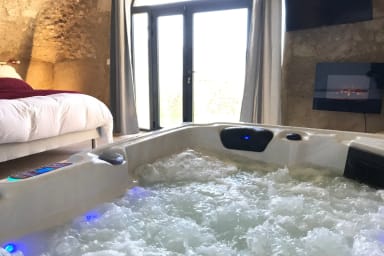 Votre véritable Spa balnéothérapie privatifs pour vous détendre
