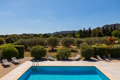 Superbe villa à louer pour des vacances de rêve à Eygalières