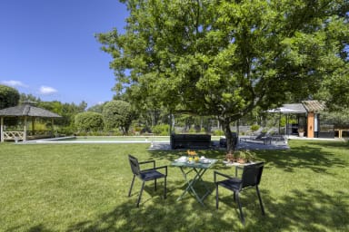 Dream villa to rent in Lacoste