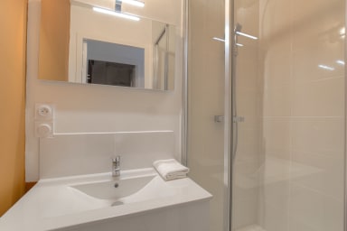 Deuxième salle de douche