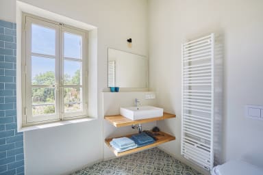 Absolute relaxation for this house to rent in the heart of the Luberon