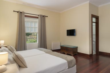 bedroom with a tv