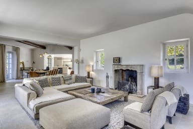 Vacances romantiques au coeur du petit Luberon à Ménerbes
