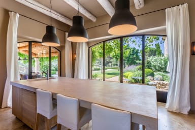 Spacieuse maison de vacances au coeur de la Provence